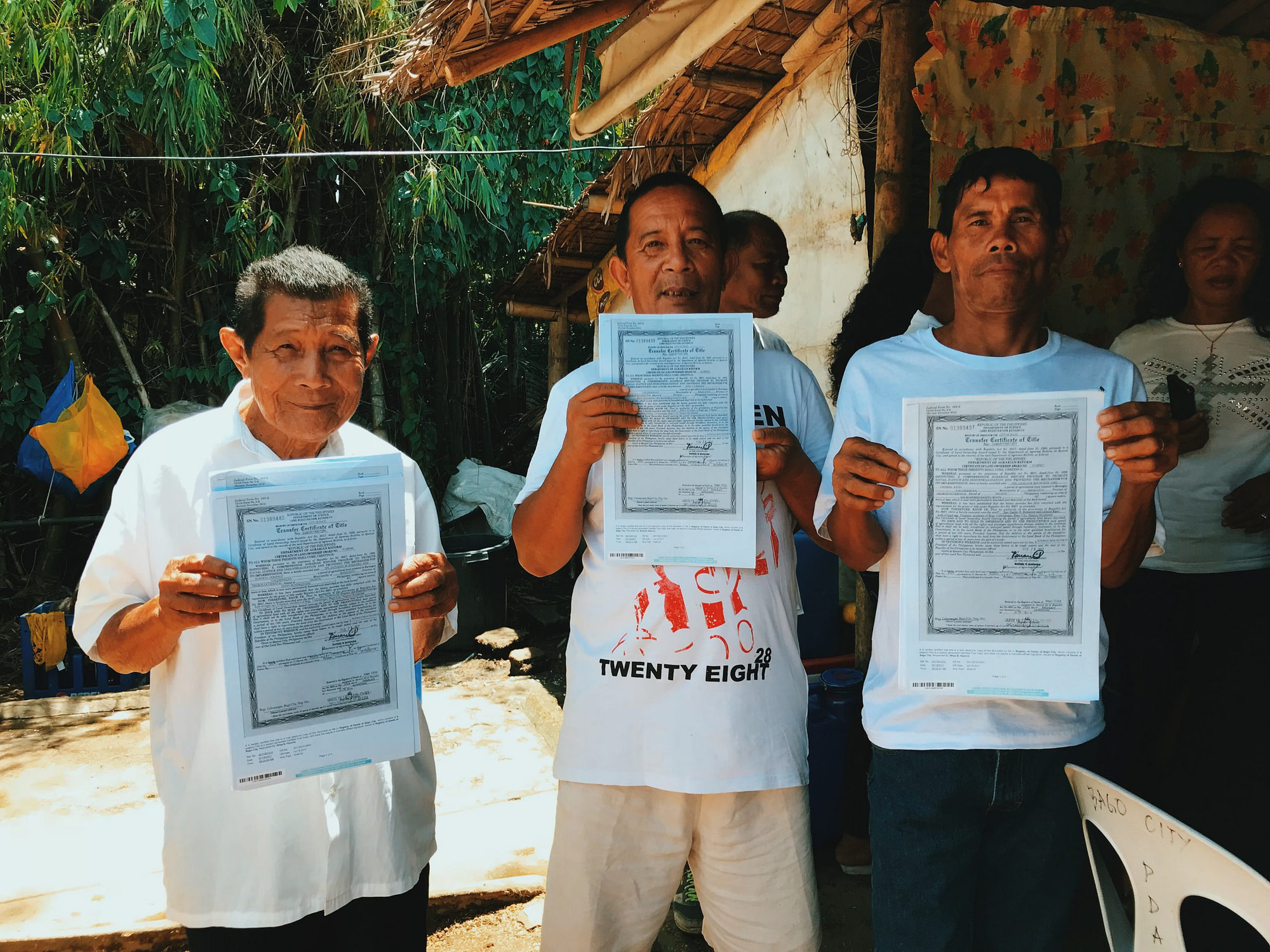 DAR Negros distributes Yusay land to Bago farmers despite resistance